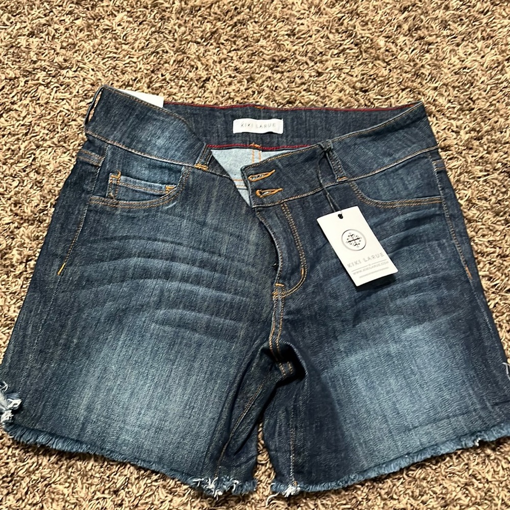 Cut off shorts